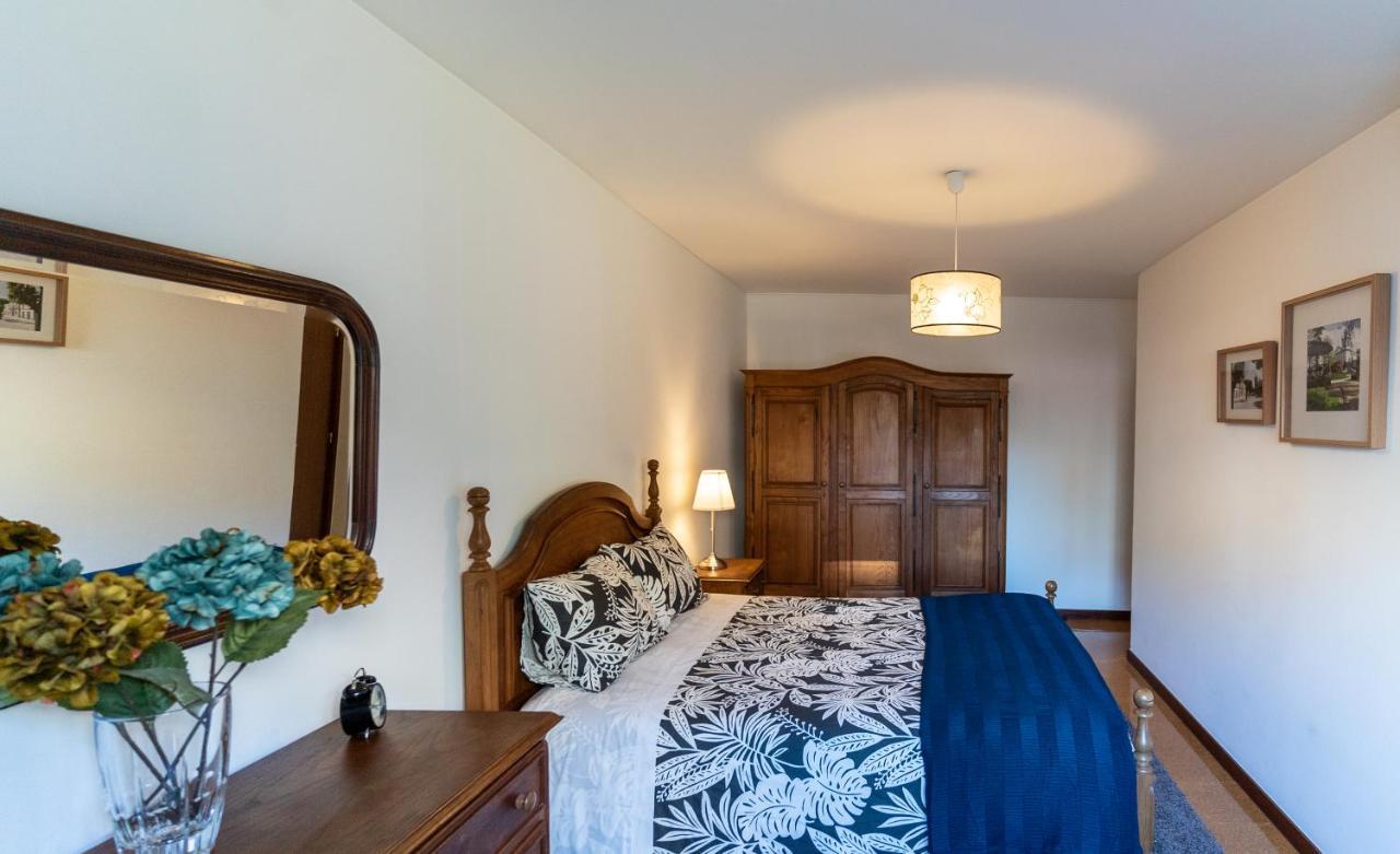 Cozy 3 Room Apartment In Penafiel Centre Bagian luar foto