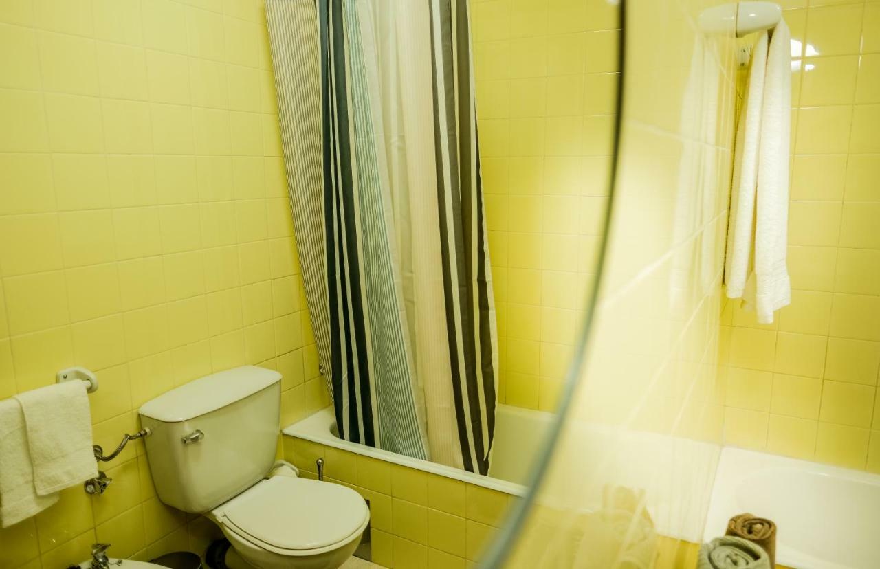 Cozy 3 Room Apartment In Penafiel Centre Bagian luar foto